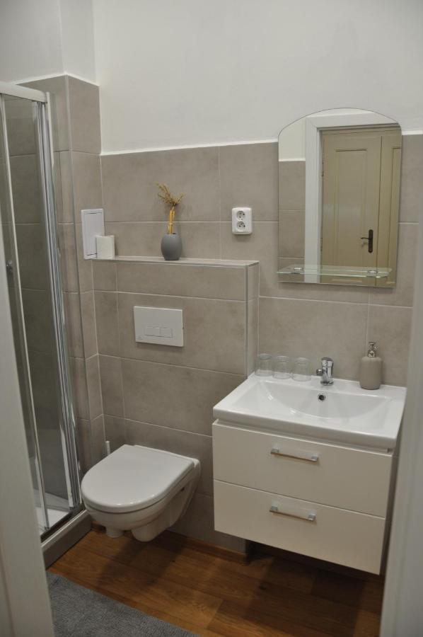 Apartman U Vaclava V Centru Mesta Litomysl Exterior photo